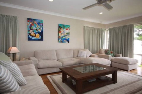 Sunset Boulevarde 12 - Great Ocean Road Tourism 2