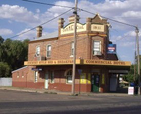 Commercial Hotel - Stock Pub - Great Ocean Road Tourism 0