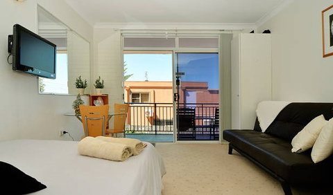 Beach Studio On Bombo - Great Ocean Road Tourism 5