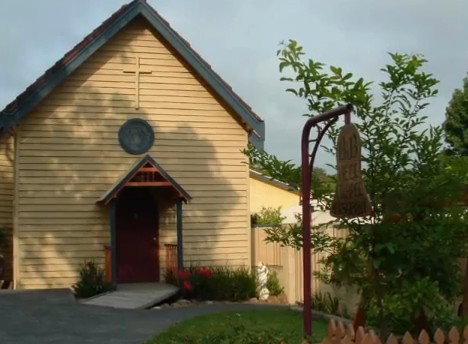 Bell Chapel Bed And Breakfast - Great Ocean Road Tourism 4