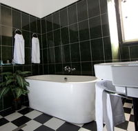 Amore Boutique Bed and Breakfast - Great Ocean Road Tourism