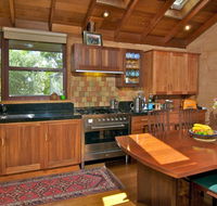 Bodhi Cottages - Mountaintop Villa - Great Ocean Road Tourism
