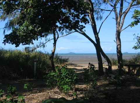 Armstrong Beach Caravan Park - Great Ocean Road Tourism 3