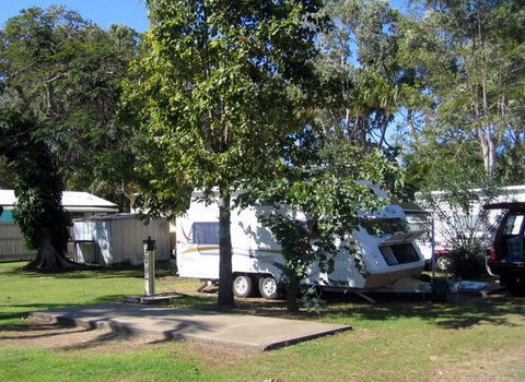 Armstrong Beach Caravan Park - Great Ocean Road Tourism 4