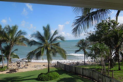 Mackay Beach Accommodation - Great Ocean Road Tourism 5