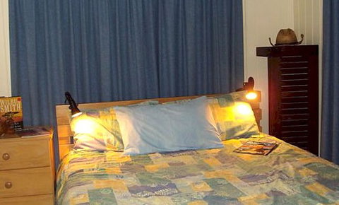 Orchid House - Great Ocean Road Tourism 0