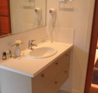Ravensbourne Escape Silverwood Lodge - Great Ocean Road Tourism
