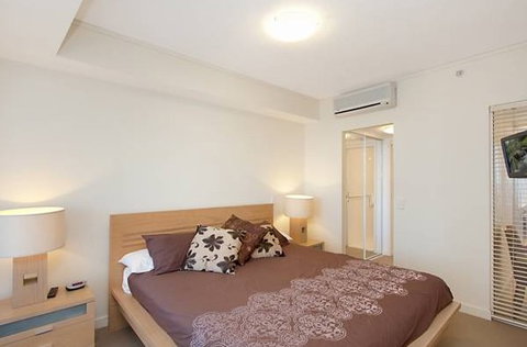 Grand Mercure Apartments Coolangatta - Great Ocean Road Tourism 1