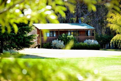Diamond Forest Farm Stay - Great Ocean Road Tourism 1