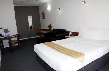 Ayr Travellers Motel - Great Ocean Road Tourism 0