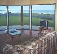 Horizons Beachfront Apartment - Great Ocean Road Tourism