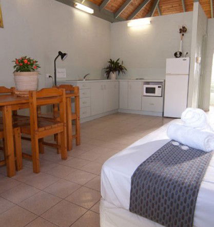 Nelly Bay QLD Great Ocean Road Tourism