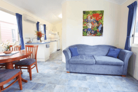 King Reef Resort Hotel - Great Ocean Road Tourism 3