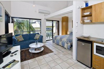 Julians Apartments - Great Ocean Road Tourism 0