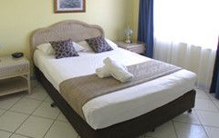 Koala Court Holiday Apartments - Great Ocean Road Tourism 3