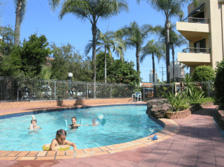 Grangewood Court Holiday Apartments - Great Ocean Road Tourism