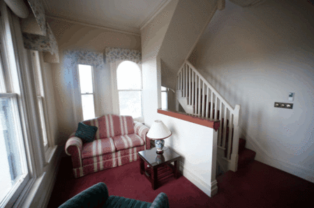 The Yarra Glen Grand Hotel - Great Ocean Road Tourism 3