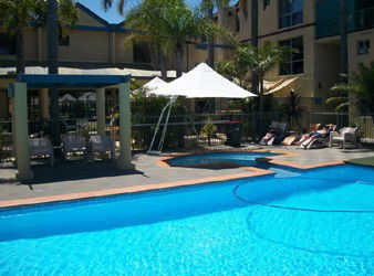 Ocean Side Hawks Nest - Great Ocean Road Tourism 0