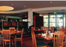 Ocean Side Hawks Nest - Great Ocean Road Tourism 3