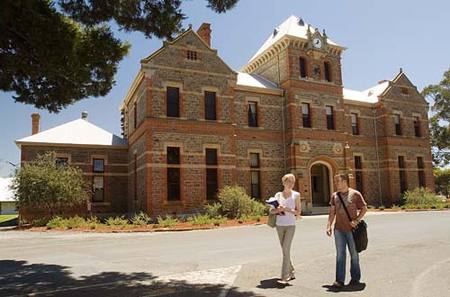 Roseworthy Residential College The University Of Adelaide, - Great Ocean Road Tourism 0