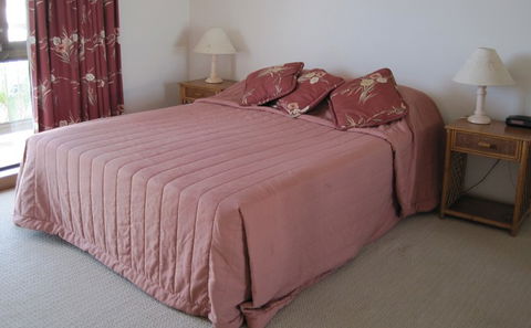 Beach Palms Holiday Apartments - Great Ocean Road Tourism 3