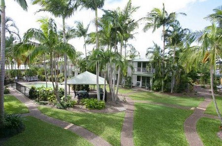Coral Beach Noosa Resort - Great Ocean Road Tourism 1