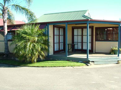 Coachhouse Marina Resort Batemans Bay - Great Ocean Road Tourism 2