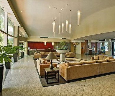 Holiday Inn Cairns - Great Ocean Road Tourism 3