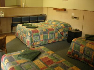 Cross Roads Motel - Great Ocean Road Tourism 1