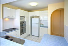 Beachside Resort (kawana Waters) - Great Ocean Road Tourism 2