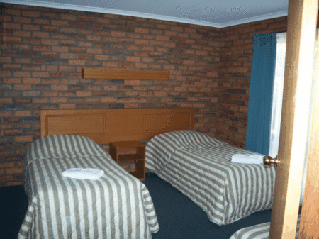 Golden Palms Motel - Great Ocean Road Tourism 4