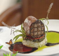 Absolute Beachfront Novotel Pacific Bay - Great Ocean Road Tourism