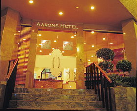 Aarons Hotel - Great Ocean Road Tourism 0