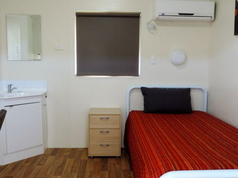 Chinchilla Motor Inn - Great Ocean Road Tourism 8