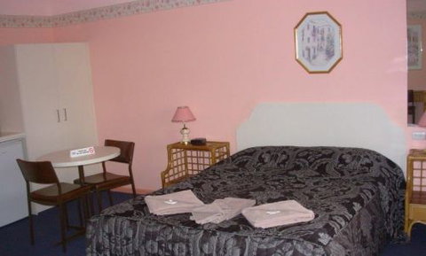 Roundhouse Motel - Great Ocean Road Tourism 4