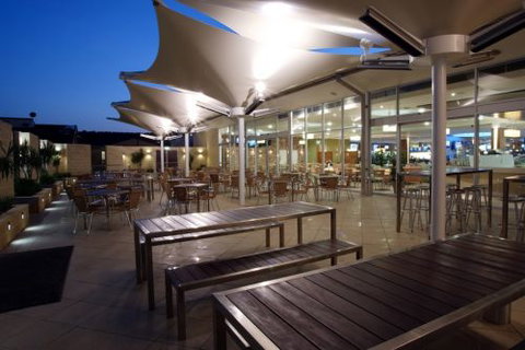 Gosford Rsl Club & Galaxy Motel - West Gosford - Great Ocean Road Tourism 0