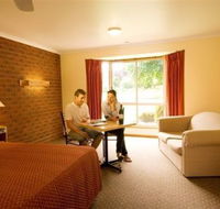 AAt 28 GOLDSMITHGolden Chain Motel - Great Ocean Road Tourism