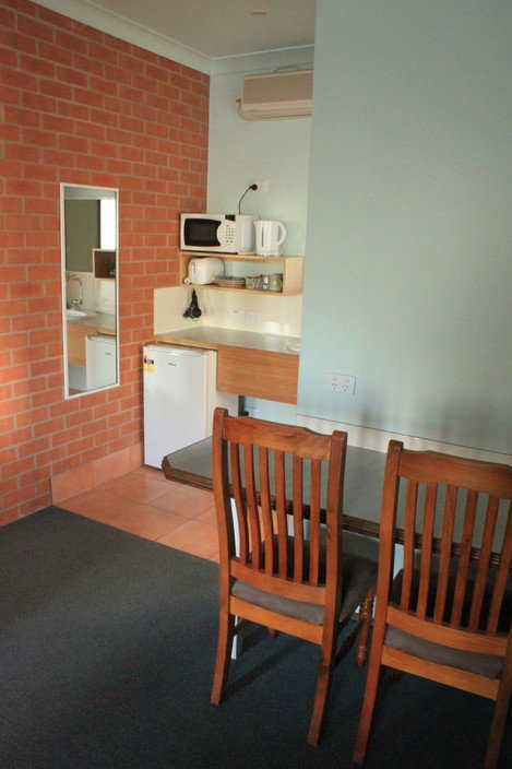 Catalina Motel Lake Macquarie - Great Ocean Road Tourism 3