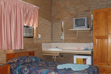 Ascot Budget Inn - Great Ocean Road Tourism 0