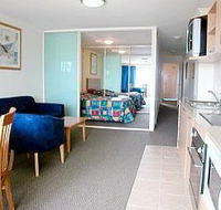 The Entrance Waldorf Apartments - Great Ocean Road Tourism