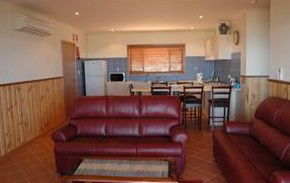 Ceduna Shelly Beach Caravan Park Cabins - Great Ocean Road Tourism 6