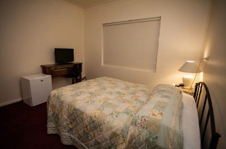 Millies Guesthouse & Serviced Apartments - Great Ocean Road Tourism 2