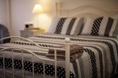 Millies Guesthouse & Serviced Apartments - Great Ocean Road Tourism 4