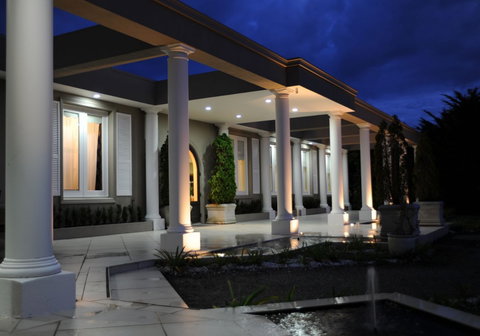 Norwood House Motel & Reception Centre - Great Ocean Road Tourism 1