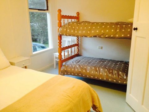 Greens Beach Cottage - Great Ocean Road Tourism 6