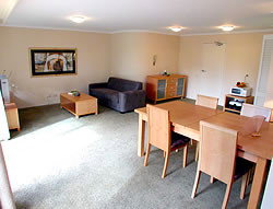 Wahroonga Waldorf Apartments - Great Ocean Road Tourism 1