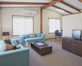 Karalta Court Village - Great Ocean Road Tourism 0