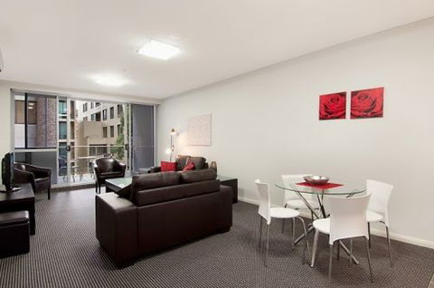 Astra Apartments North Sydney - Great Ocean Road Tourism 4