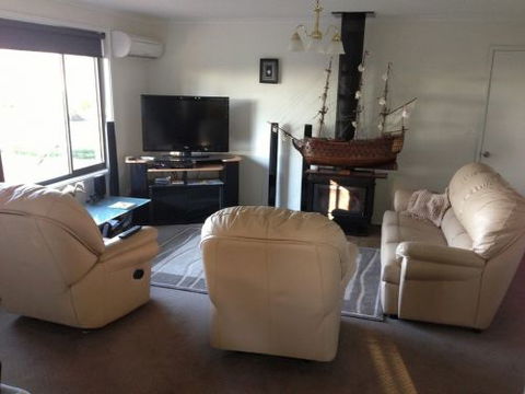 Eaglehawk Neck Beach House - Great Ocean Road Tourism 5