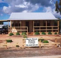 Cowell Barry Street Holiday Cottage - Great Ocean Road Tourism